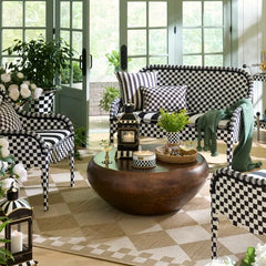 White Diamond 5' x 8' Indoor/Outdoor Rug
