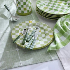 Everyday Green 5-Piece Place Setting