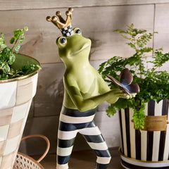 Courtly Fergal the Frog with Butterfly Decor